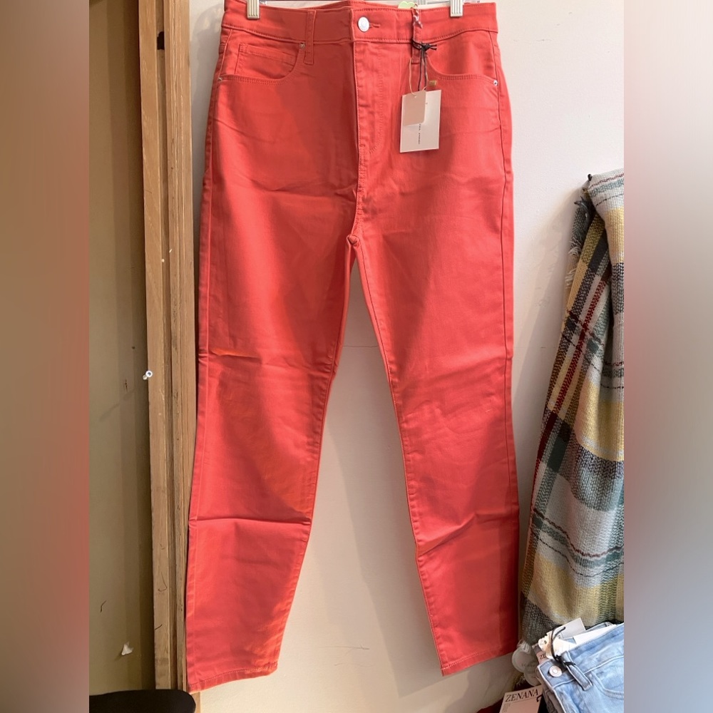 Zenana coral multiple sizes